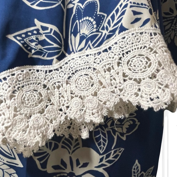 Blue & Cream Floral Bell Sleeve Dress with Crochet Lace Trim - Picture 4 of 7